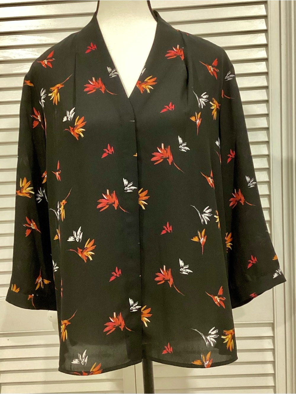 Investment Petites Caroline Black Rust White Floral Crepe 3/4 Sleeve Top Size PL